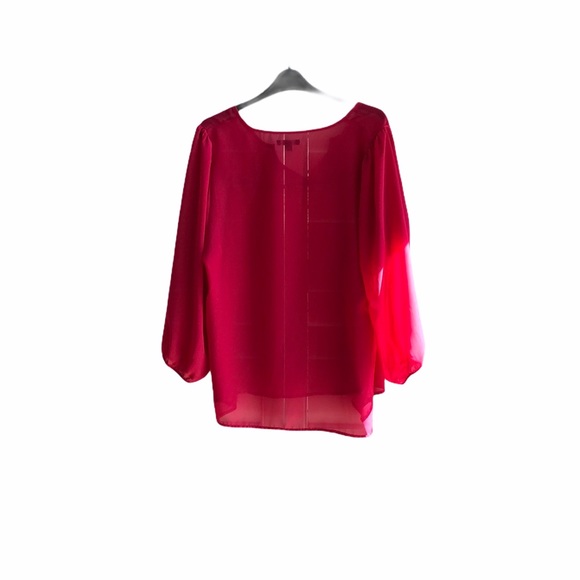 Sheer Gap Blouse - Picture 2 of 6